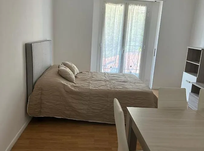 Sanremo Holiday Санремо