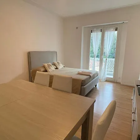 Apartment Sanremo Holiday *